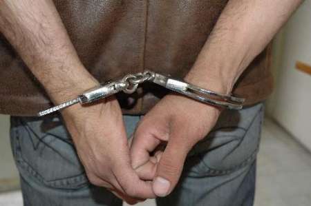 سارق 28 ساله در حین برداشت پول از دستگاه خودپرداز در خمام دستگیر شد