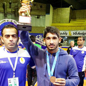 درخشش جواد رهبر در جام بین‌المللی کشتی تهران