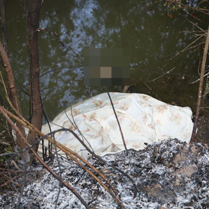 خمام - کشف جسد نیمه سوخته زن جوان در رودخانه