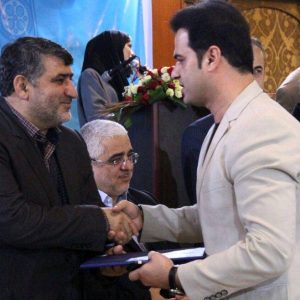 خمام - از علیرضا نوروزی در جشن خانواده‌ی کاراته گیلان تجلیل شد