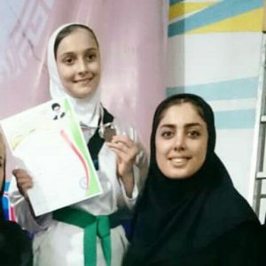 خمام - مقام سوم طهورا روحی در مسابقات تکواندوی دختران شهرستان رشت