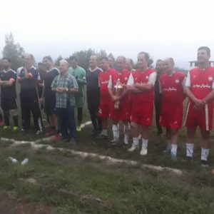 خمام - قهرمانی پیشکسوتان سپیدرود در رقابت‌های چهارجانبه فوتبال پیشکسوتان صومعه‌سرا