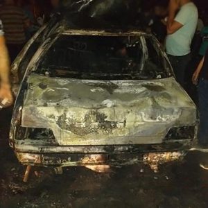 خمام - خودروی ۴۰۵ در برخورد با پراید آتش گرفت