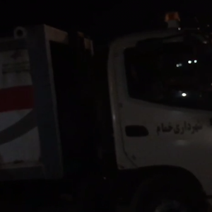 خمام - خودروی حمل زباله به شهرداری تحویل داده شد