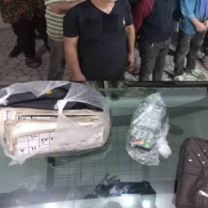 خمام - پاتک پلیس به مخفیگاه قماربازان / ۲۲ نفر دستگیر شدند