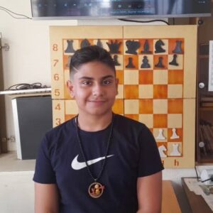 خمام - آرشام تقی‌پور در مسابقات شطرنج نوجوانان خمام به قهرمانی رسید